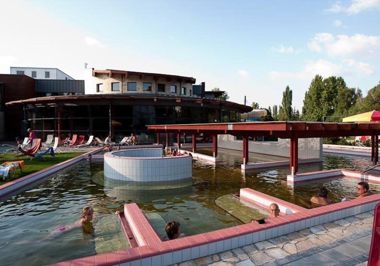 Hostel Maros เยอร์ ภายนอก รูปภาพ