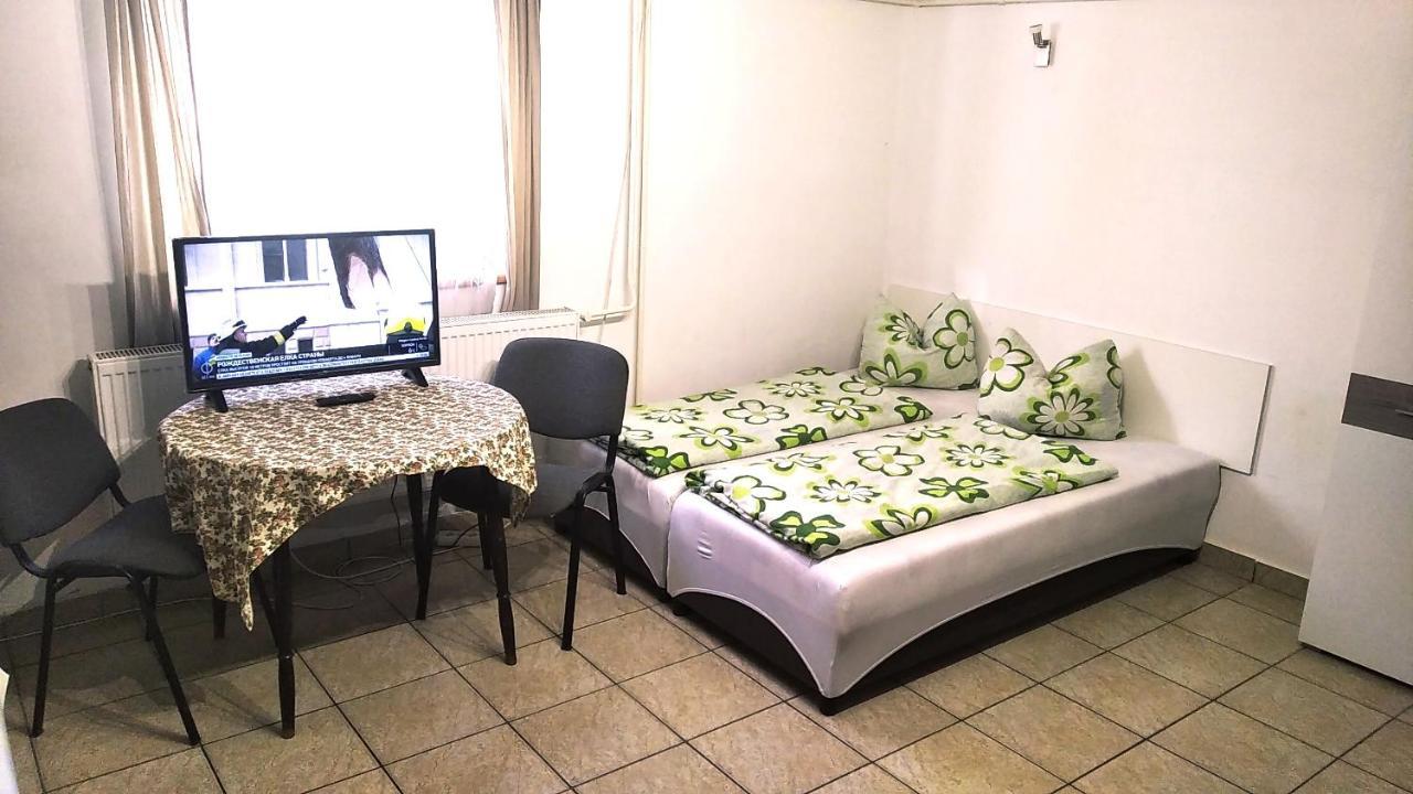 Hostel Maros เยอร์ ภายนอก รูปภาพ